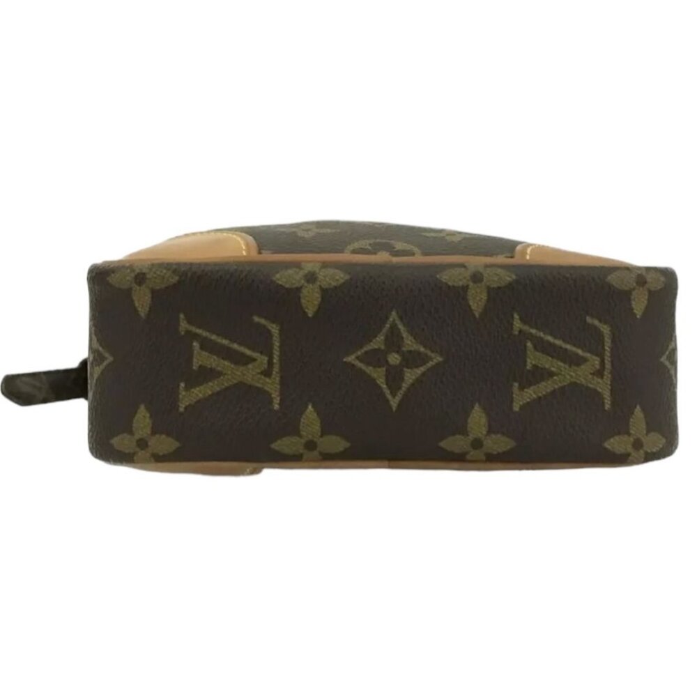 Louis Vuitton LV Monogram Danube Crossbody - Picture 5 of 9